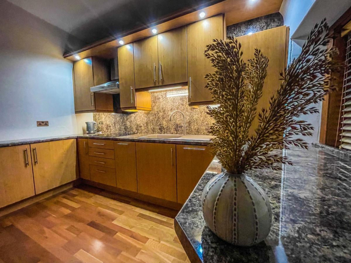 Cathedral Apartment Inverness Luaran gambar